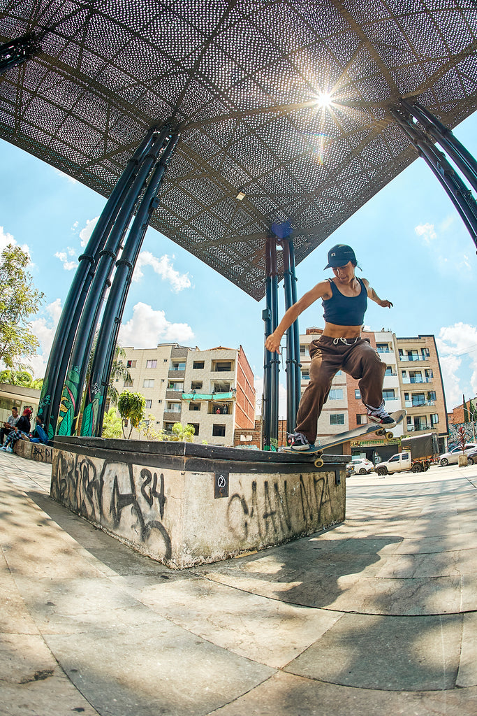 Tabla Border: "El Patrono del Skate"