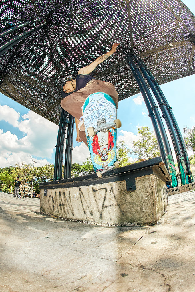 Tabla Border: "El Patrono del Skate"